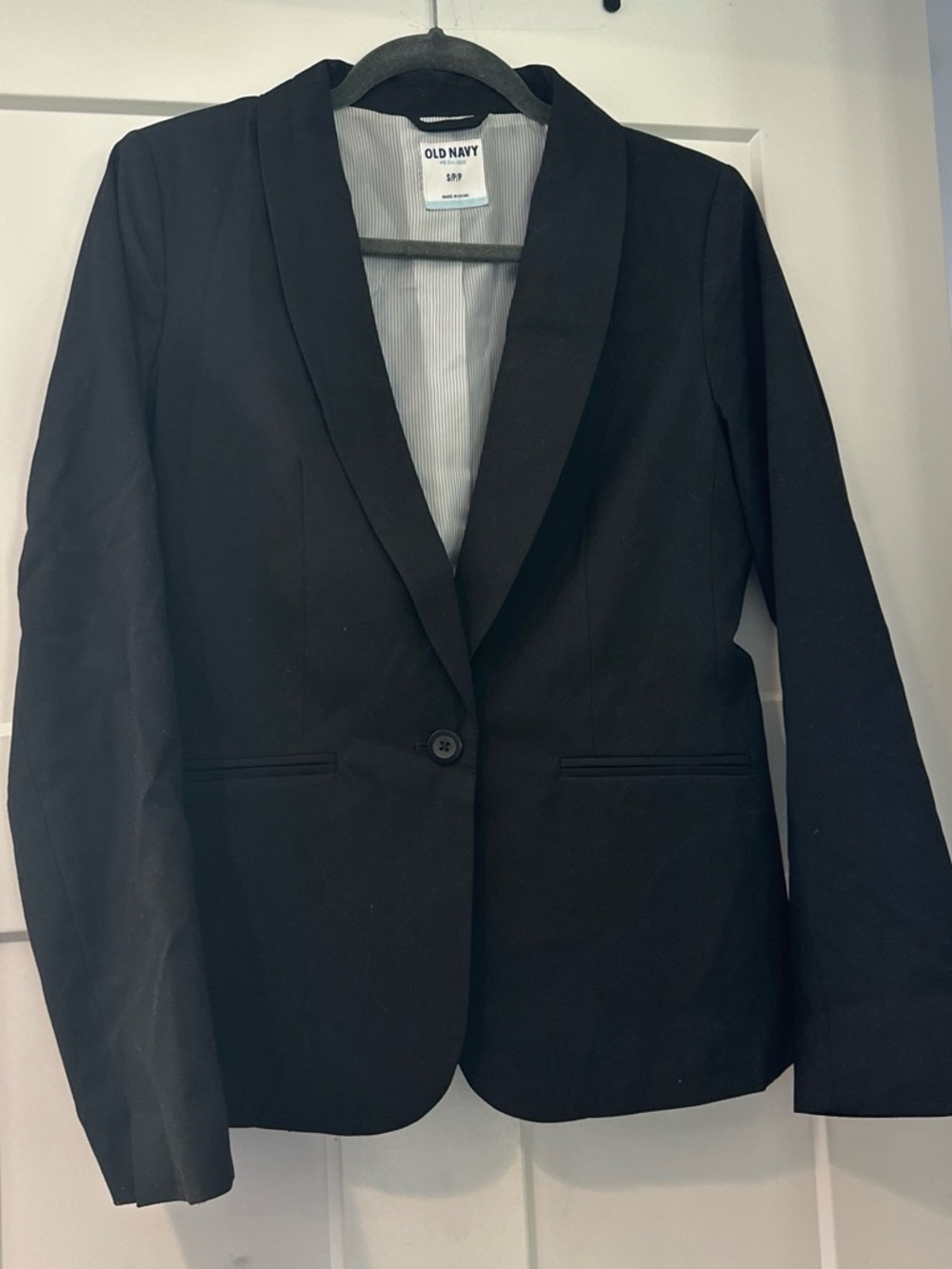 Old Navy Black Single-Button Shawl Collar Blazer